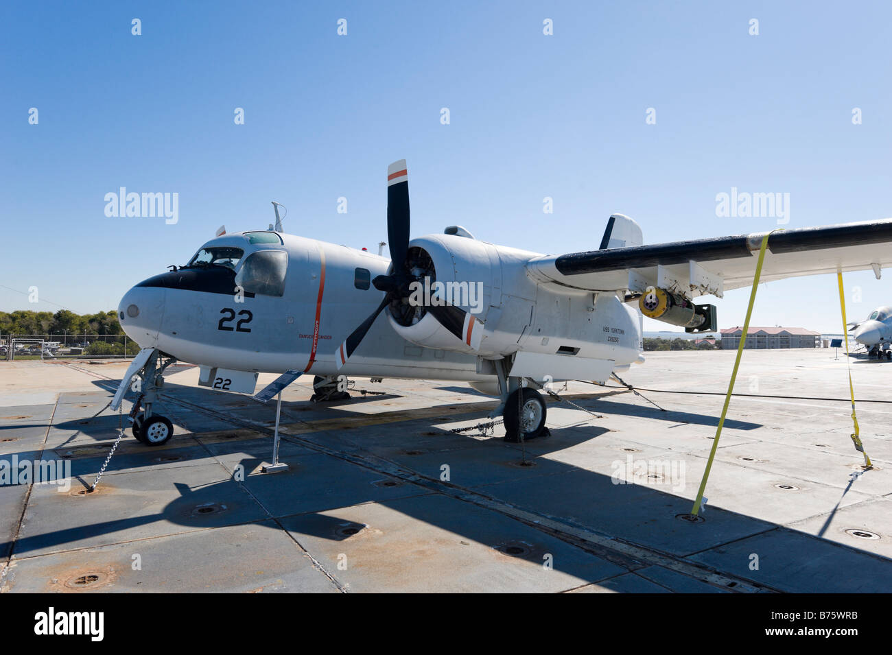 Grumman S-2 Tracker Flugzeuge an Deck der USS Yorktown Flugzeugträger, Patriots Point Naval Museum, Charleston, South Carolina Stockfoto