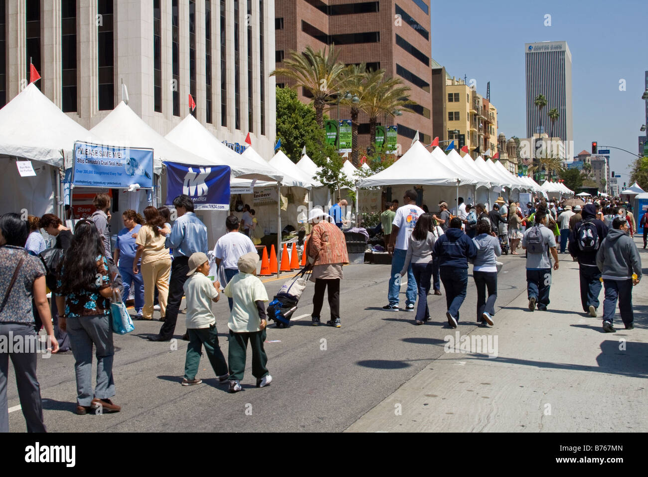 Tag der Erde, 22. April 2008. Wilshire Boulevard, Los Angeles, Kalifornien, USA Stockfoto