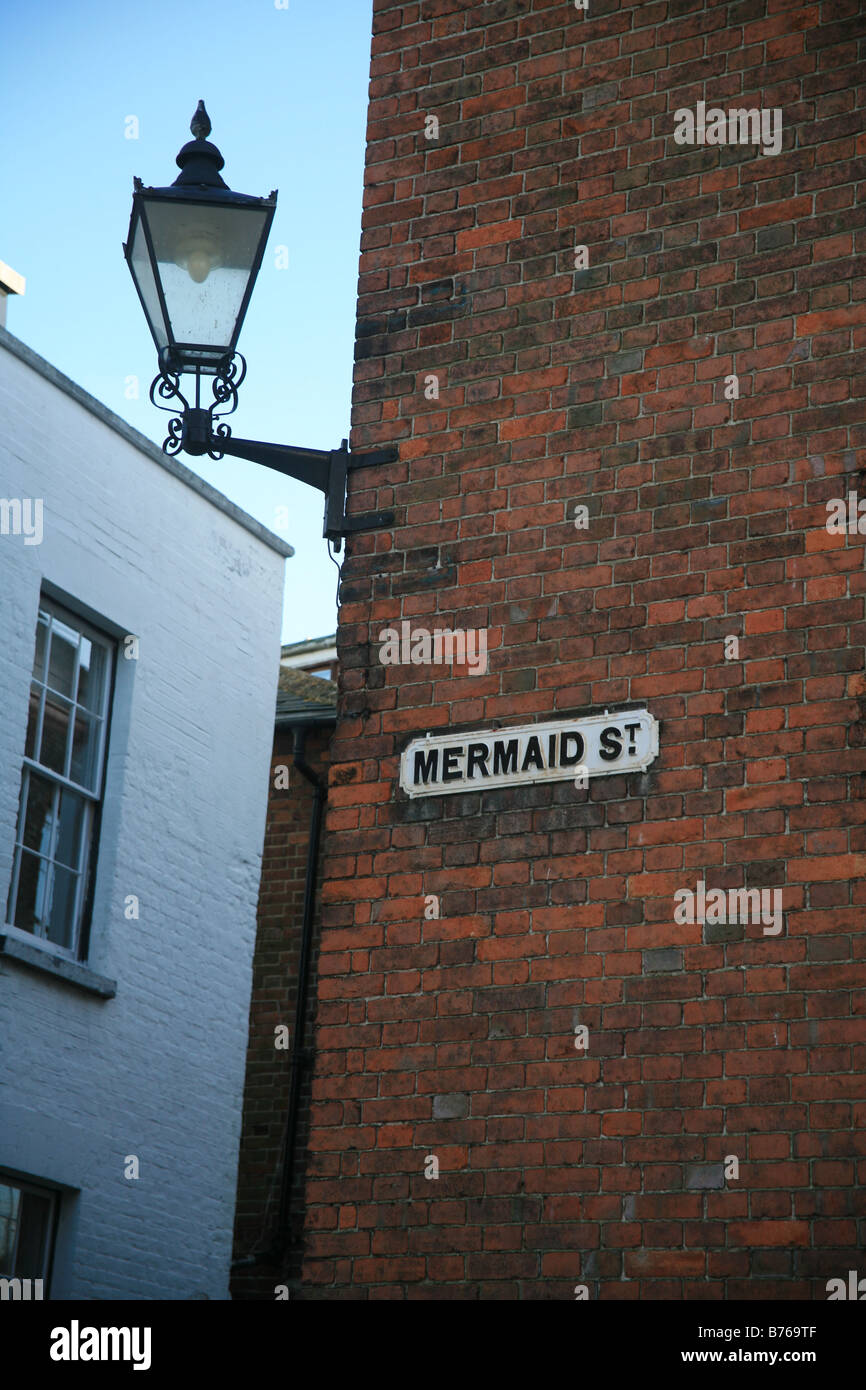 Viktorianischen Lampe an der Ecke der Mermaid Street, Roggen East Sussex England Stockfoto