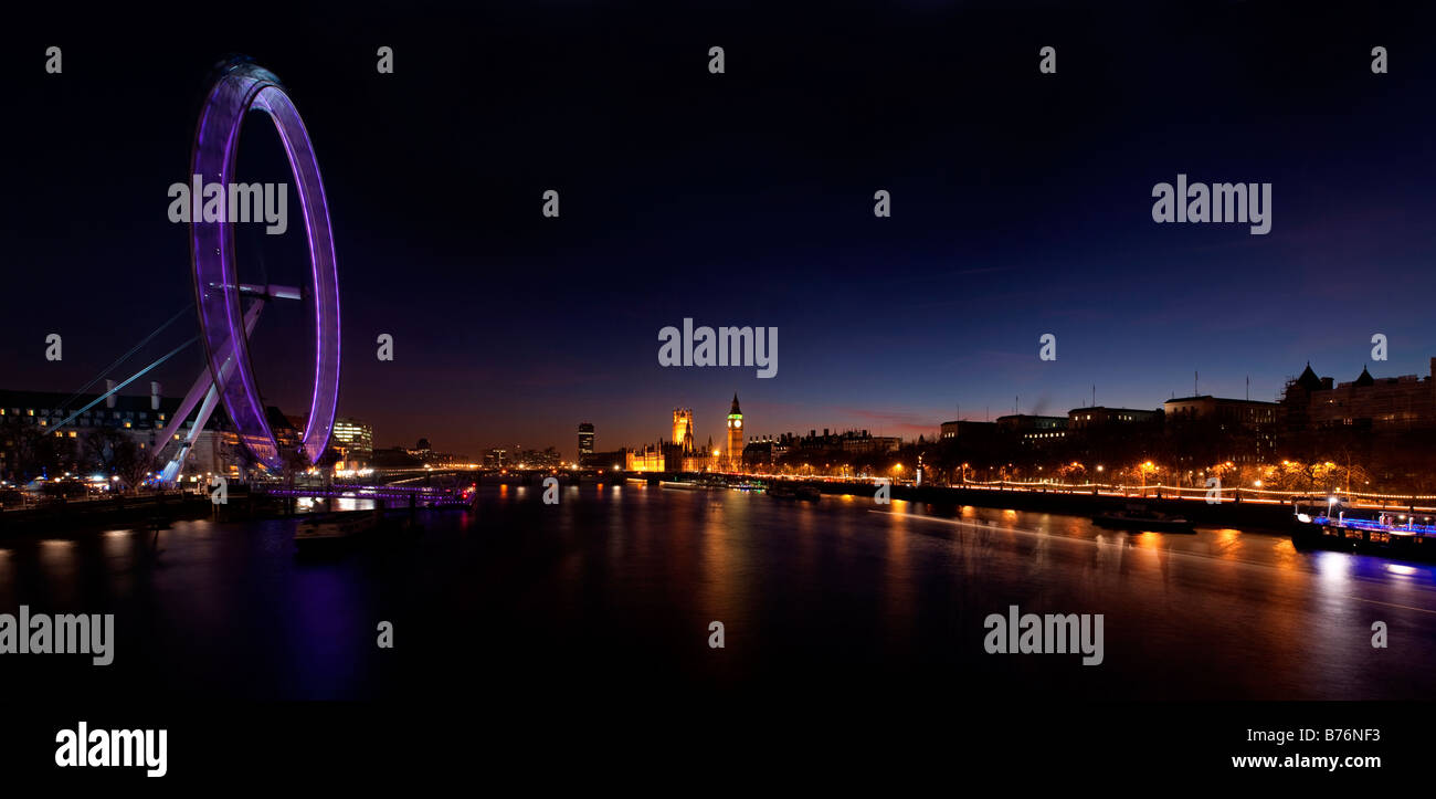 London Eye, Big Ben & Parlament in der Abenddämmerung. Hohe Auflösung-Panoramabild Stockfoto