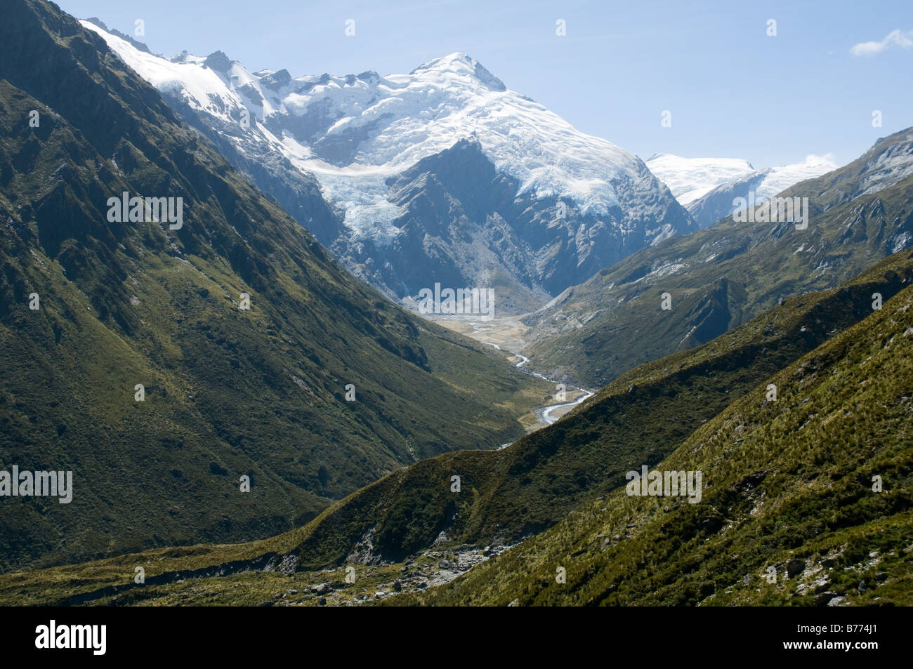 Mount Edward von Snowy Creek, Rees Dart verfolgen, Mount Aspiring Nationalpark, Südinsel, Neuseeland Stockfoto