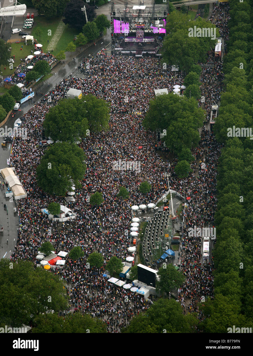 Luftaufnahme, Loveparade 2008 Festival, Menschenmenge auf der B1 Straße, Dortmund, Ruhr Gebiet, North Rhine-Westphalia, Deutschland, Europa Stockfoto