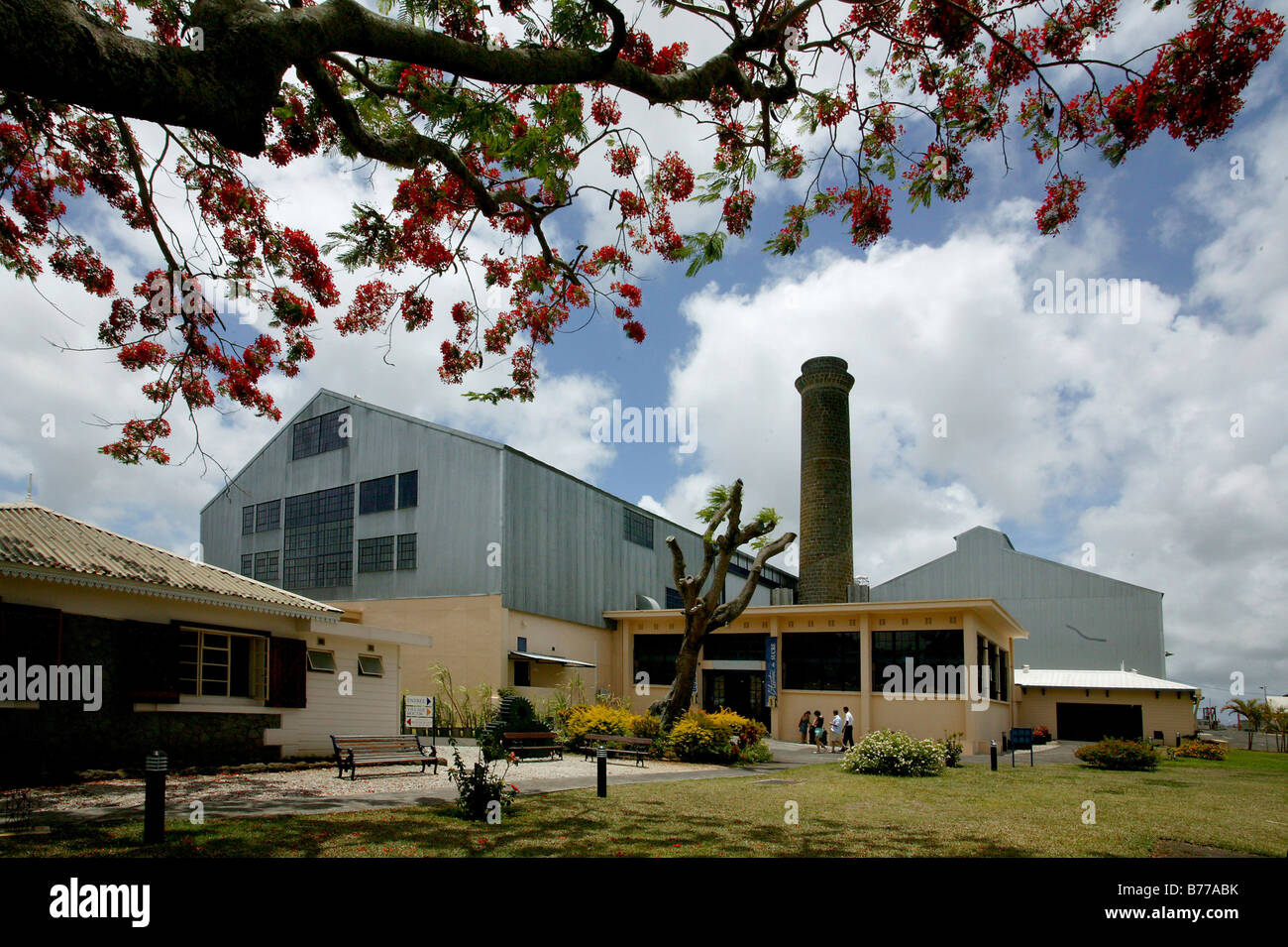 Zucker-Fabrik, historische Gebäude, Feuer Busch, Beau Plan, Mauritius, Indischer Ozean, Afrika Stockfoto