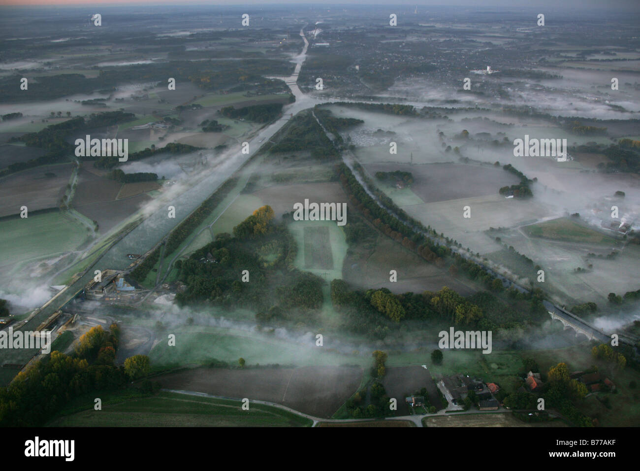 Luftbild, Dattelner Meer, Kanal Kreuzung den Dortmund-Ems-Kanal und der Wesel-Datteln-Kanal, Datteln, Ruhr dis Stockfoto