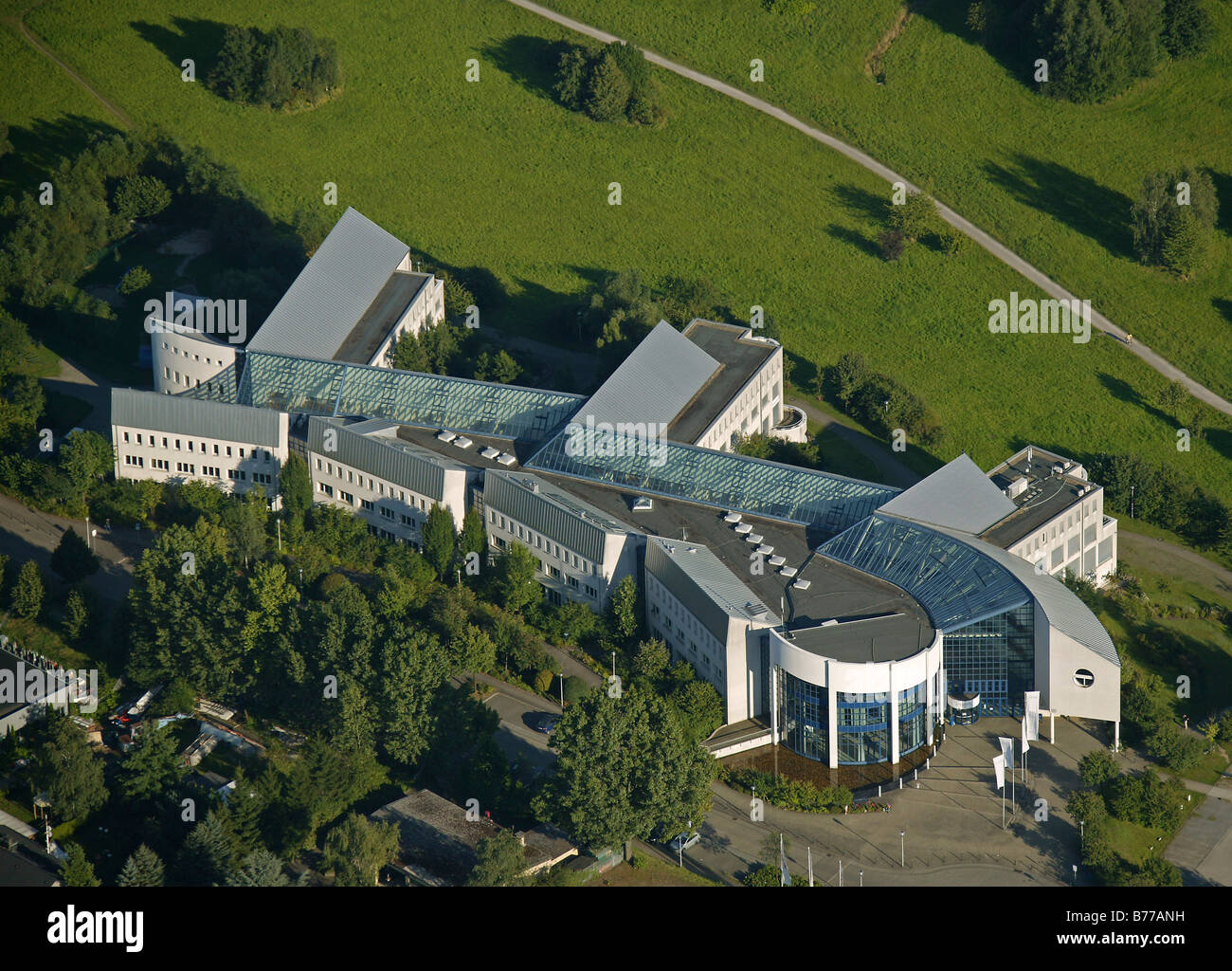 Luftaufnahme, Universität, Herdecke, Witten, Ruhrgebiet, Nordrhein-Westfalen, Deutschland, Europa Stockfoto