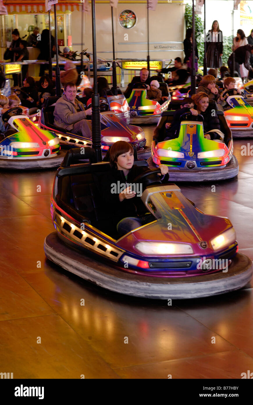 Autoscooter Oktoberfest Munchen Bayern Deutschland Europa