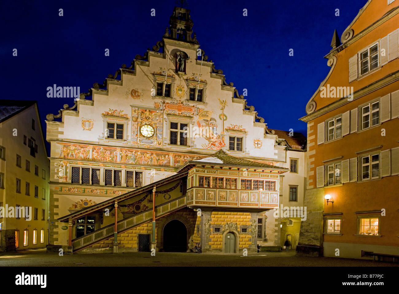 Altes Rathaus in der Nacht in Lindau, Bodensee, Bayern, Deutschland Stockfoto