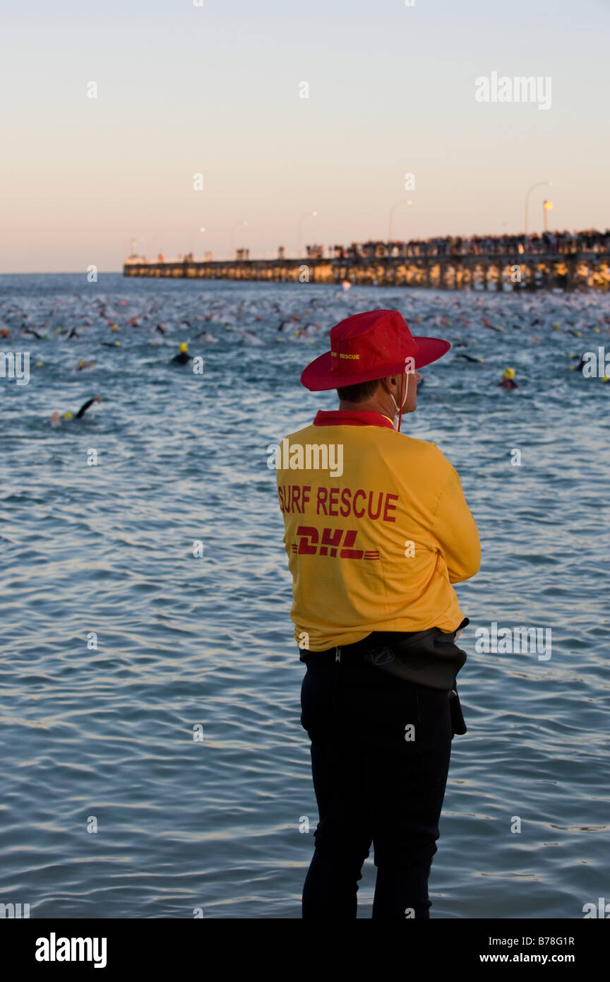 Der Schwimmstart des Ironman Western Australia Stockfoto