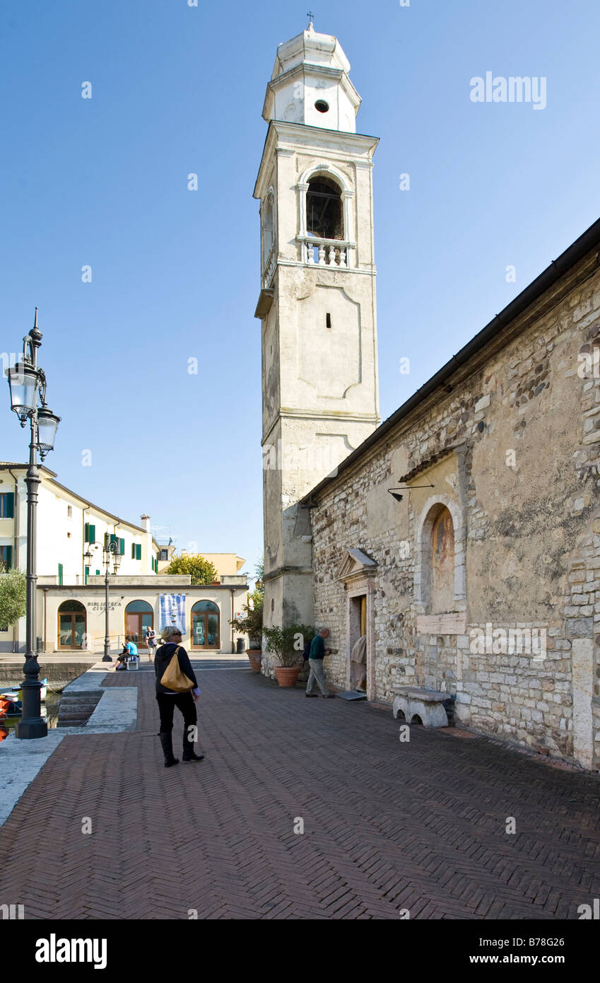 Kirche San Nicolo, Lazise, Lombardei, Italien, Europa Stockfoto