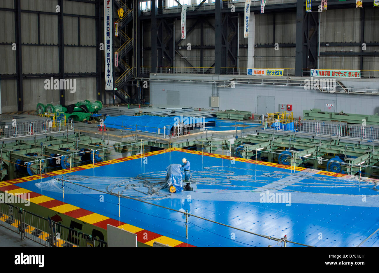 E-Verteidigung Japans Erdbeben-Simulator am Hyogo Erdbeben Engineering Research Center Stockfoto