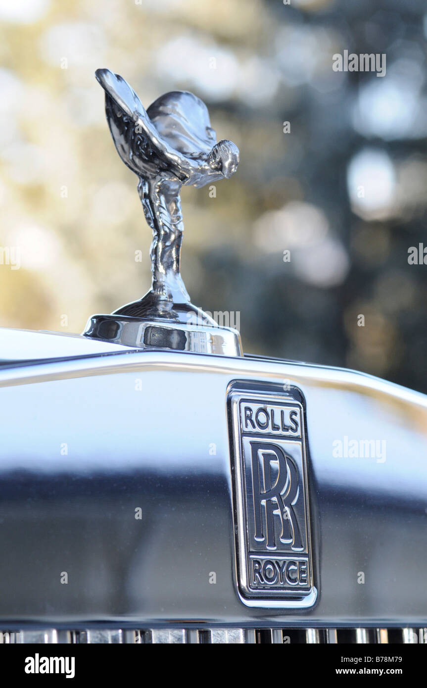Emily, Rolls-Royce Motorhaube Ornament, Gstaad, Westalpen, Berner Oberland,  Schweiz, Europa Stockfotografie - Alamy