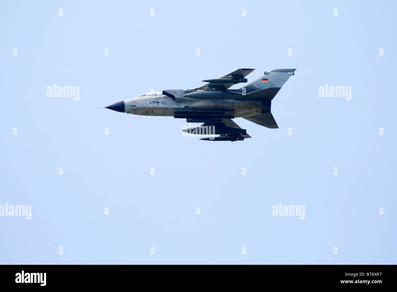 Panavia 200 Tornado, Luftwaffe Mehrzweck Kampfjet im Flug, Airshow, ILA 2008, internationale Luftfahrt-Ausstellung, Stockfoto