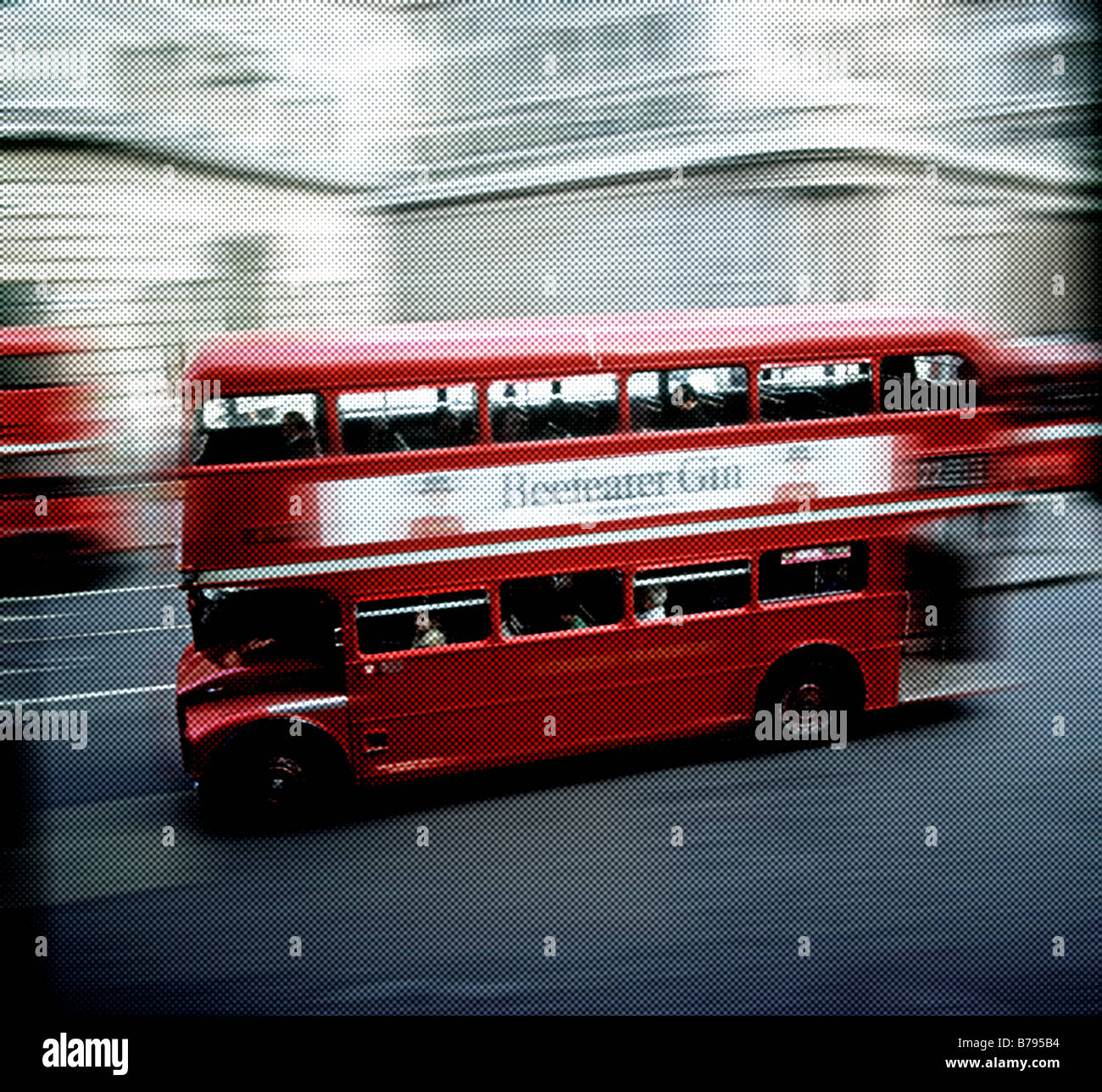 roten Doppeldecker-Bus in London England Stockfoto