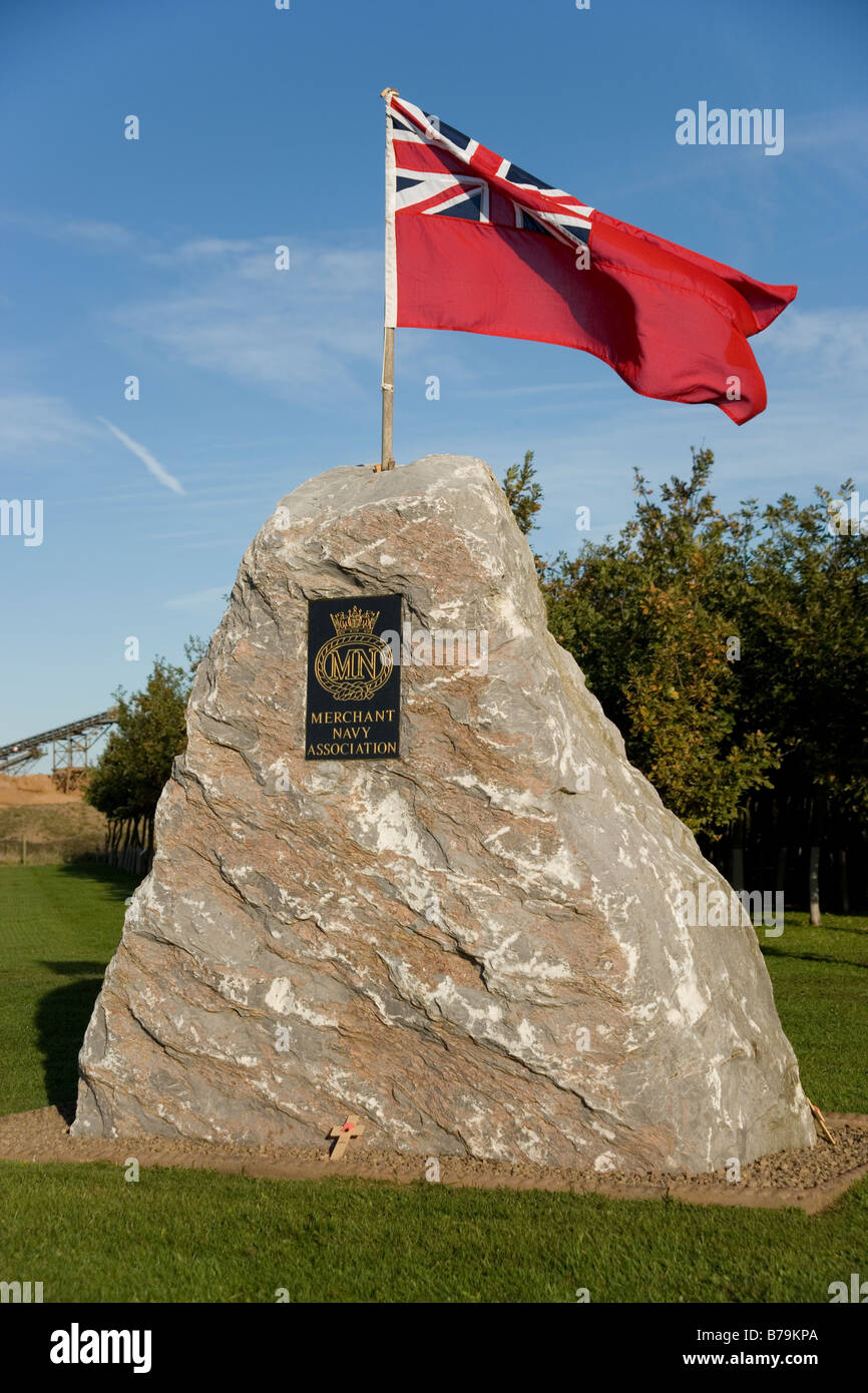 Die Handelsmarine Association Memorial an die nationale Gedenkstätte Arboreteum bei Alrewas, Staffordshire, England Stockfoto