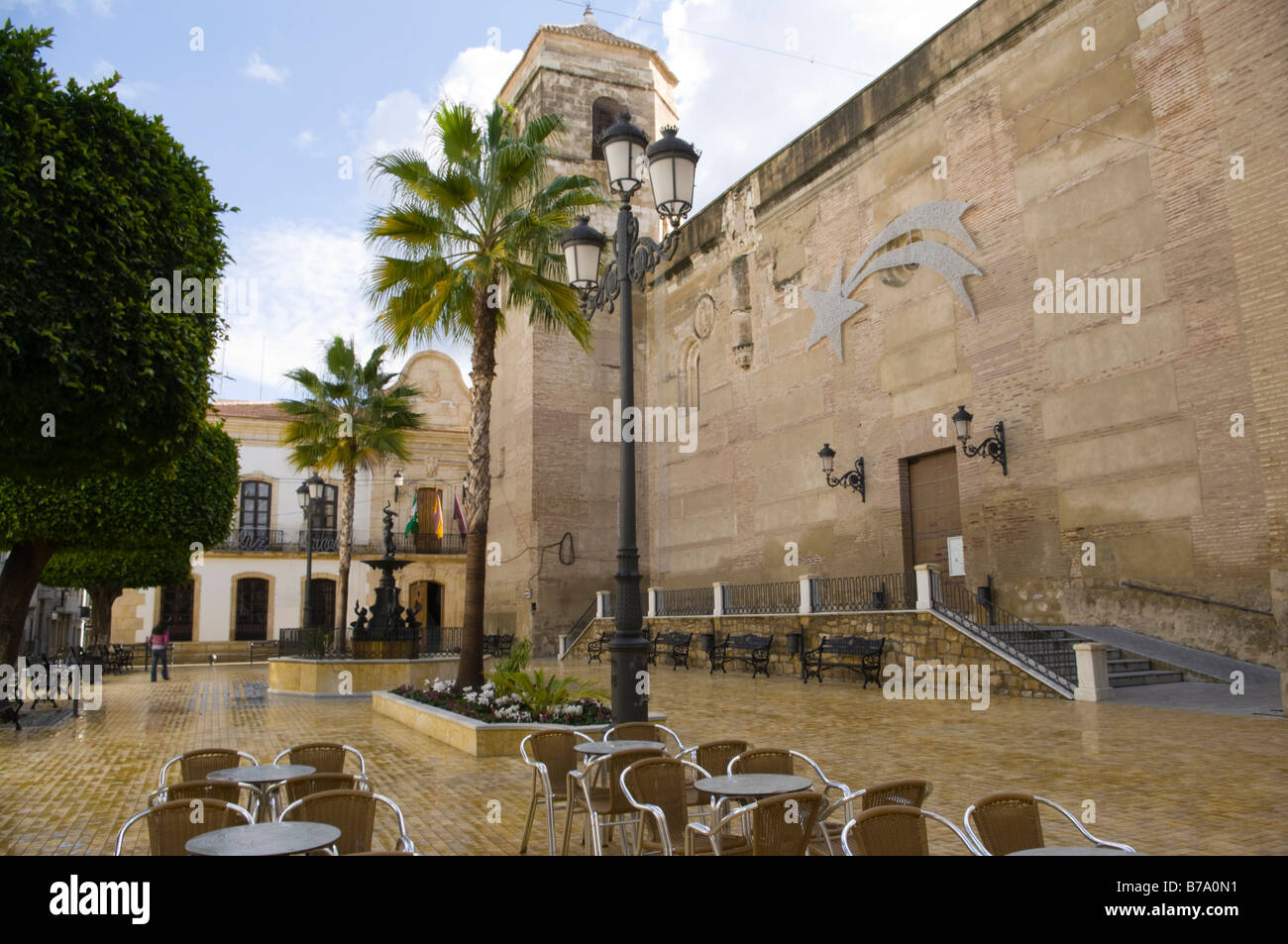 Plaza Mayor außerhalb der Kirche De La Encarnacion Vera Almeria Spanien Stockfoto