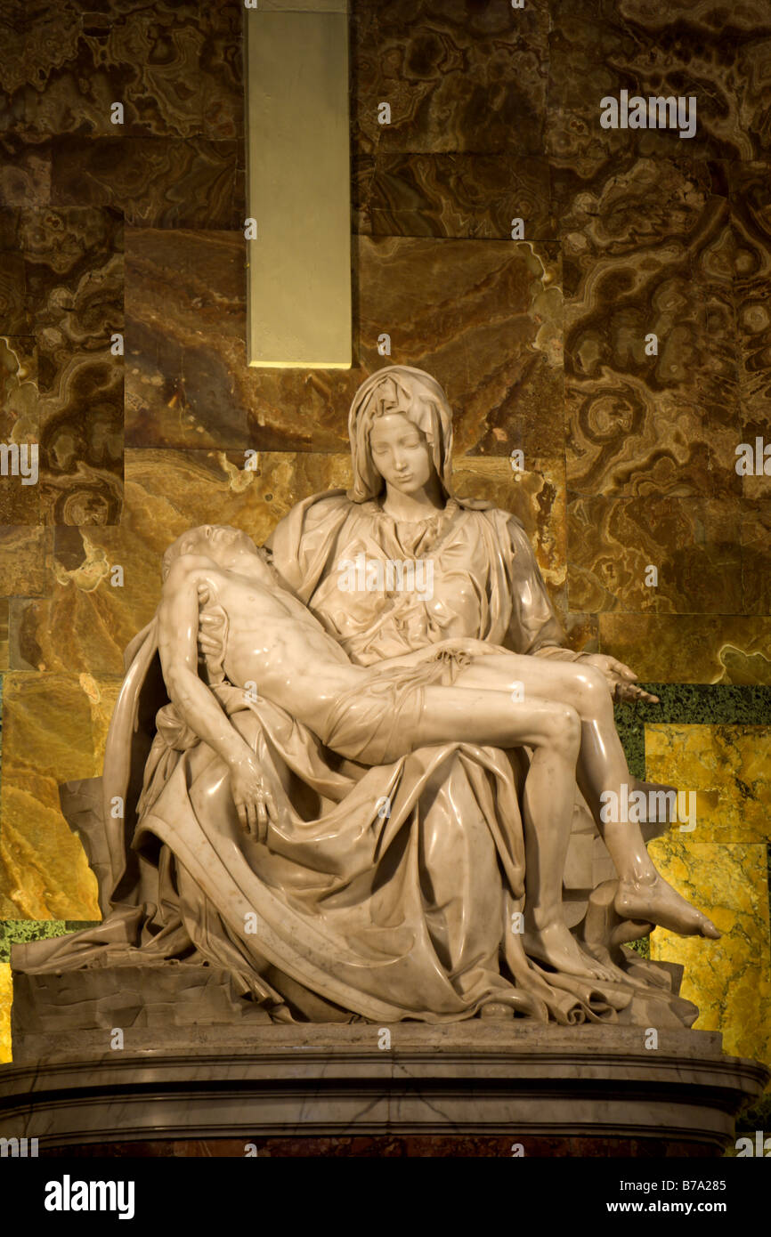 Michelangelo - Pieta in St. Peters Basilika Stockfoto
