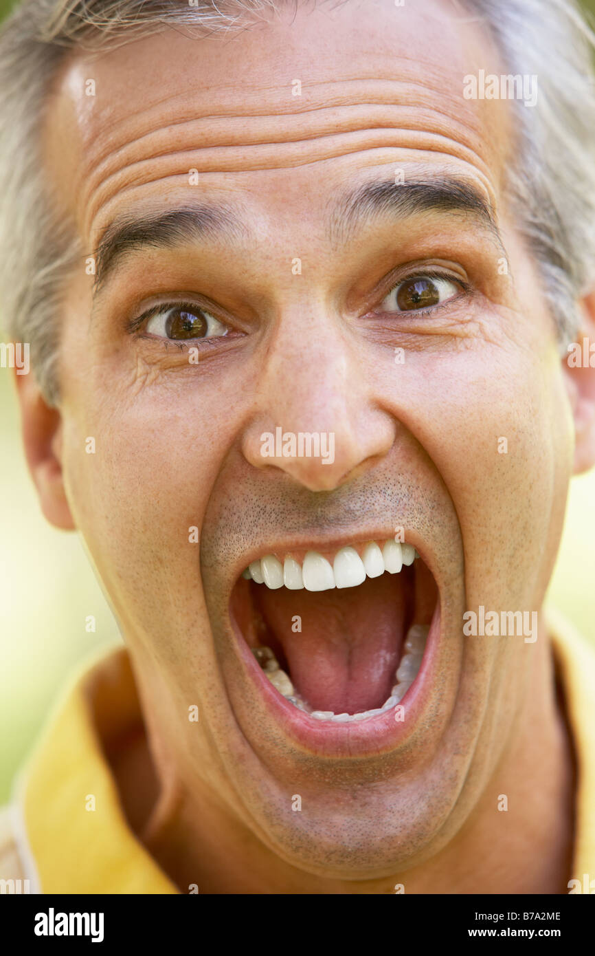 Mann mit offenem mund -Fotos und -Bildmaterial in hoher Auflsung  Alamy