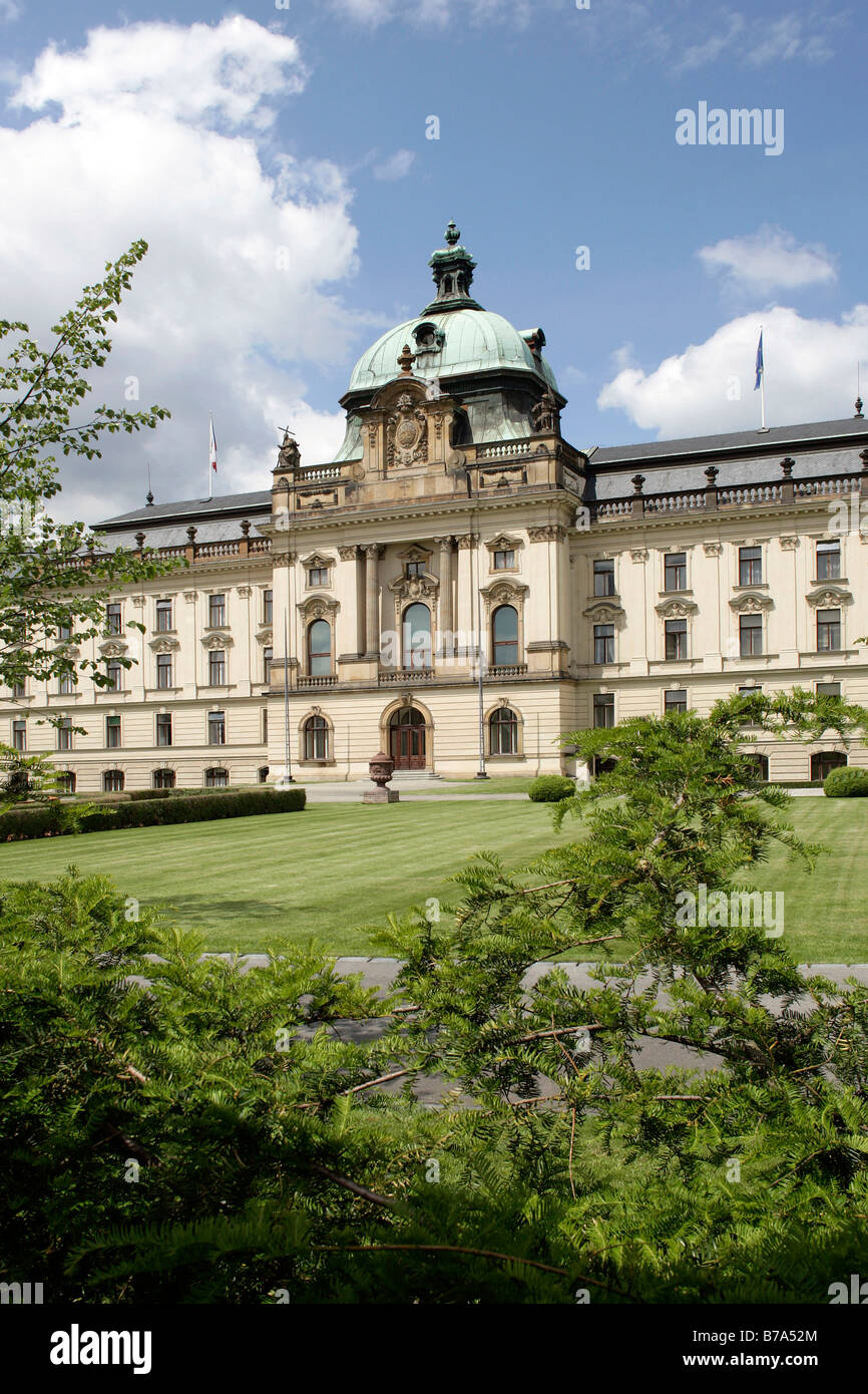 Sitz der tschechischen Regierung im ehemaligen Straka Akademie, Prag, Tschechische Republik, Europa Stockfoto
