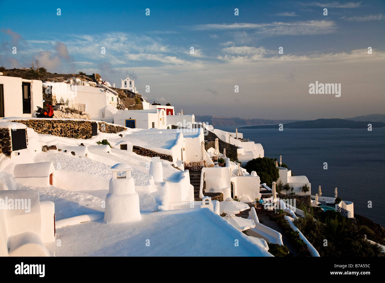 Am frühen Abend Oia Santorini Kykladen Griechenland Stockfoto