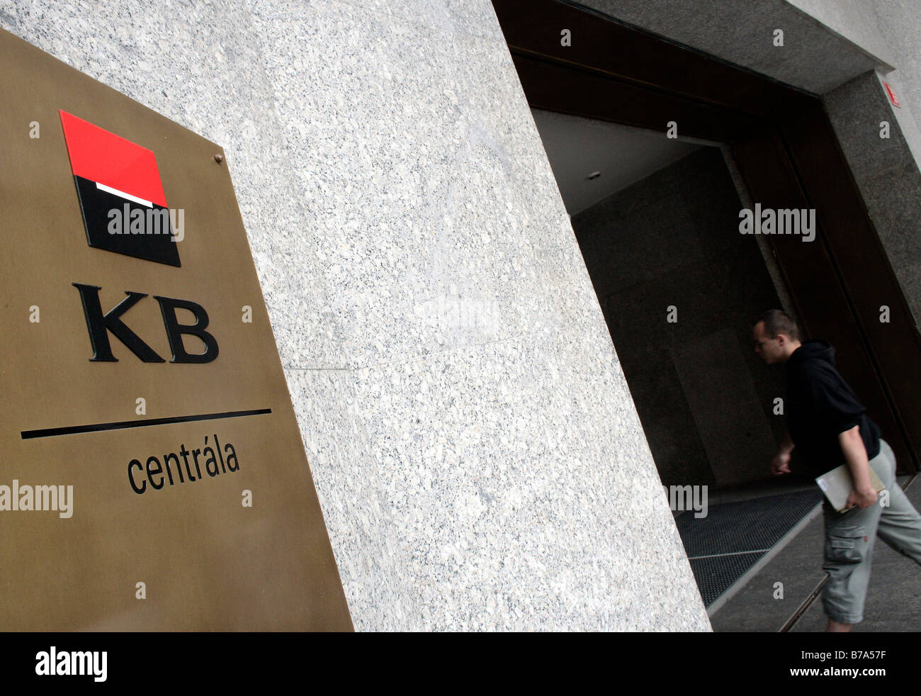 Logo auf das Hauptquartier der Komercni Banka KB Bank in Prag, Tschechische Republik, Europa Stockfoto