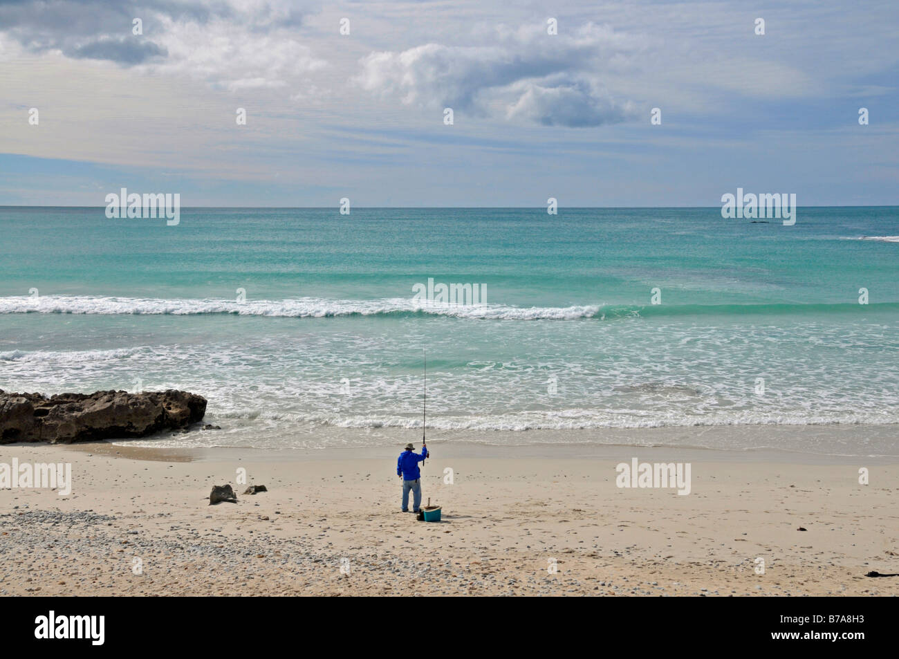 Angler auf Arniston Beach, Südafrika, Afrika Stockfoto