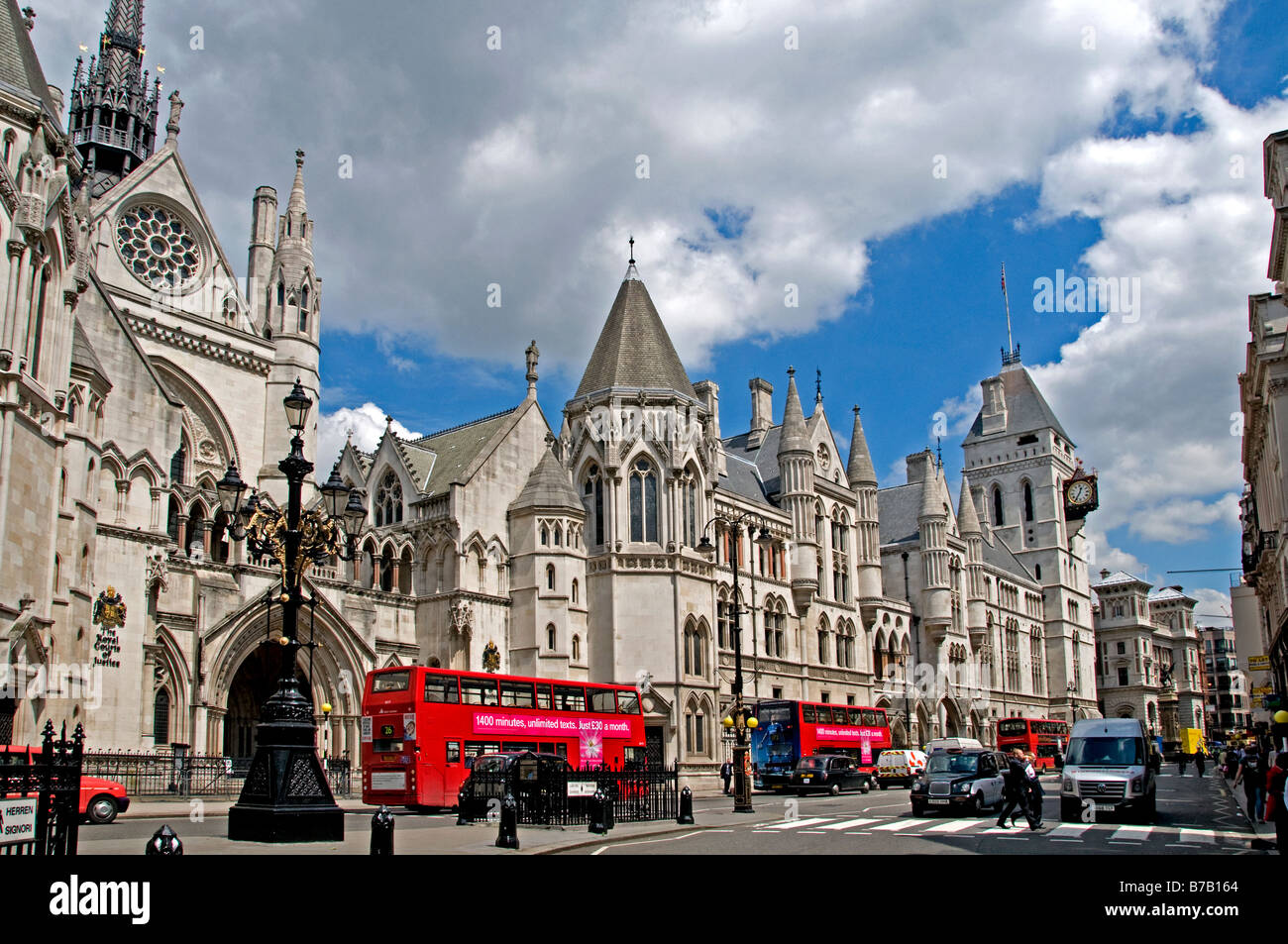 London die Royal Courts of Justice das Gesetz Gerichte Strang Fleet Street Holborn viktorianischen Gotik Stockfoto