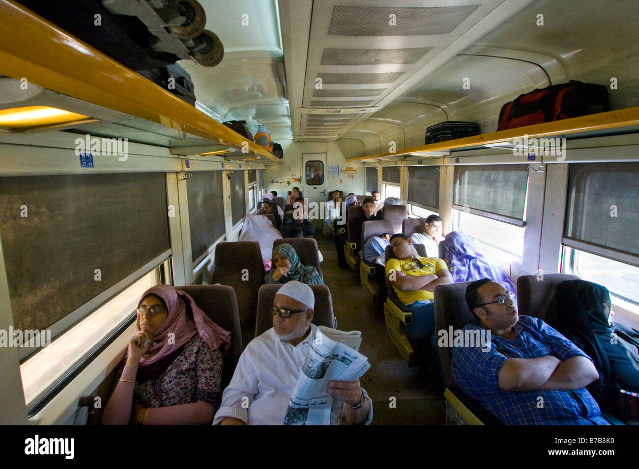 2. Klasse Sitze im Zug in Ägypten Stockfoto