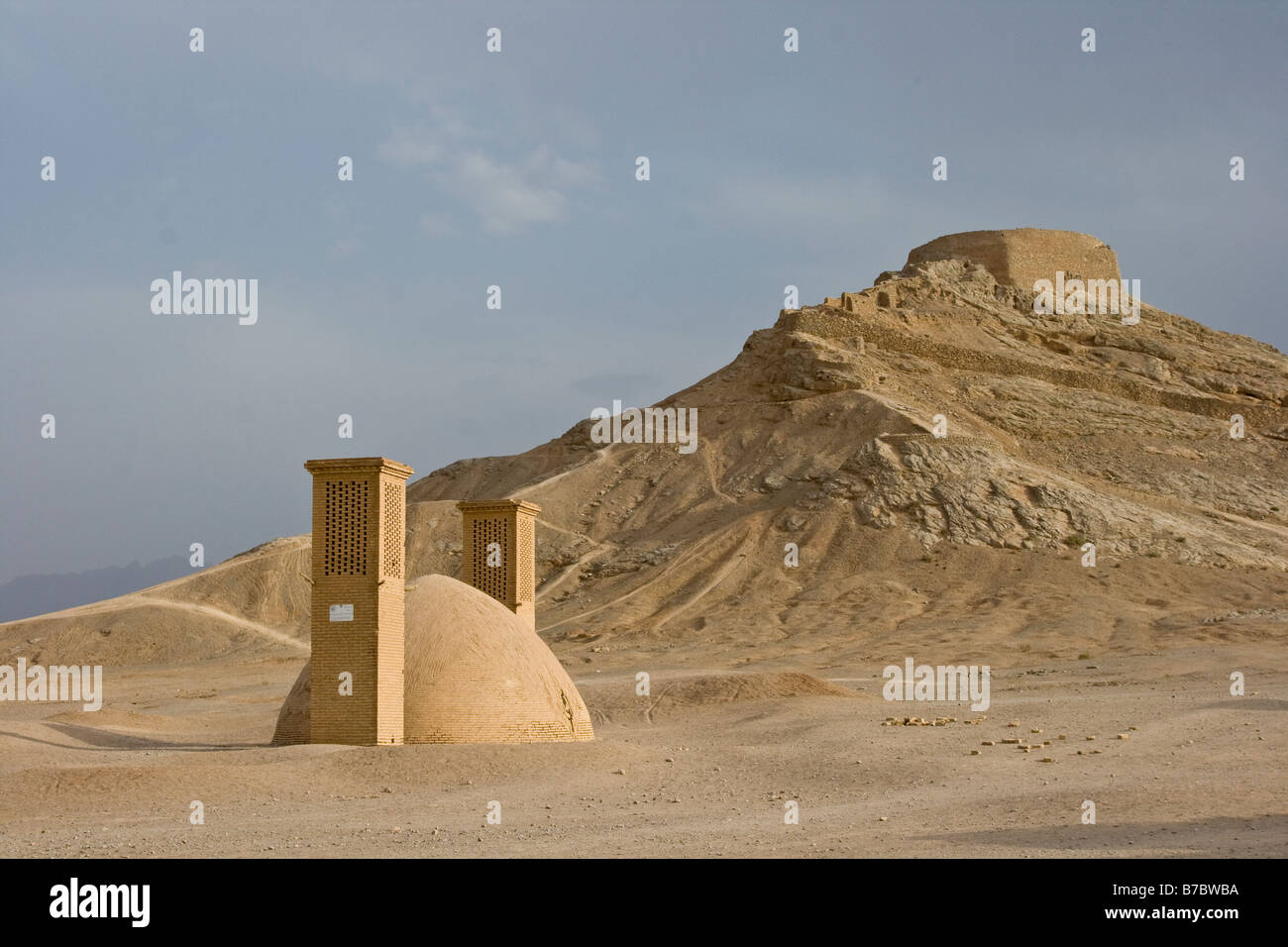 Zoroastiran Türme des Schweigens oder Dakhmeh in Yazd, Iran Stockfoto