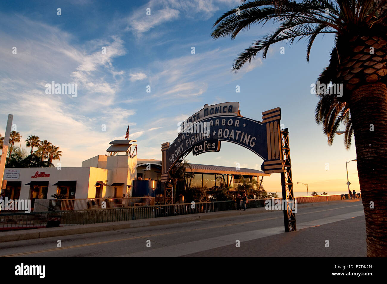 Zeichen der Eingang zum Santa Monica Pier in Südkalifornien Stockfoto