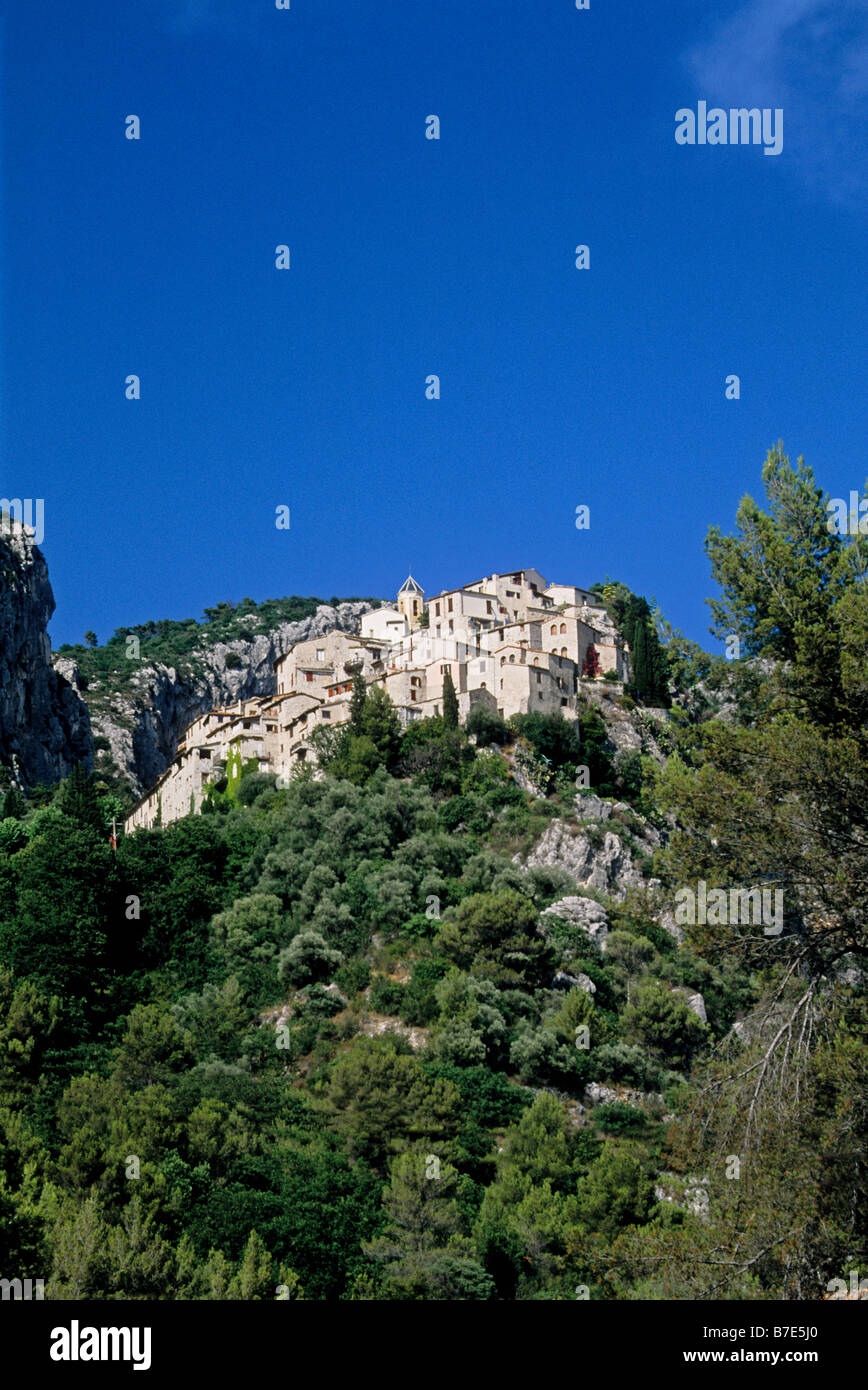 Mittelalterliche thront Dorf Peillon nahe der Küste der Côte d ' Azur Stockfoto