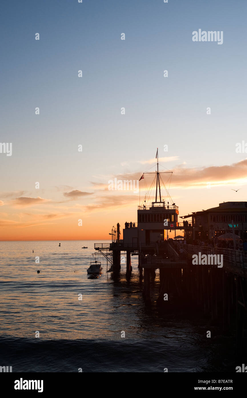 Am Ende der Santa Monica Pier in Südkalifornien Dock Stockfoto