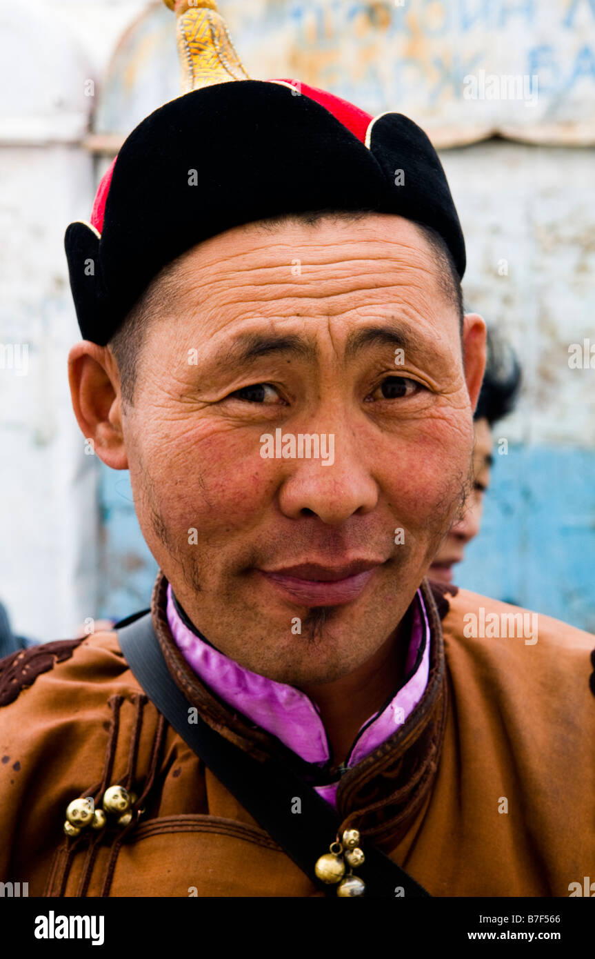 Porträt eines mongolischen traditionellen Tuch bekleidet. Stockfoto