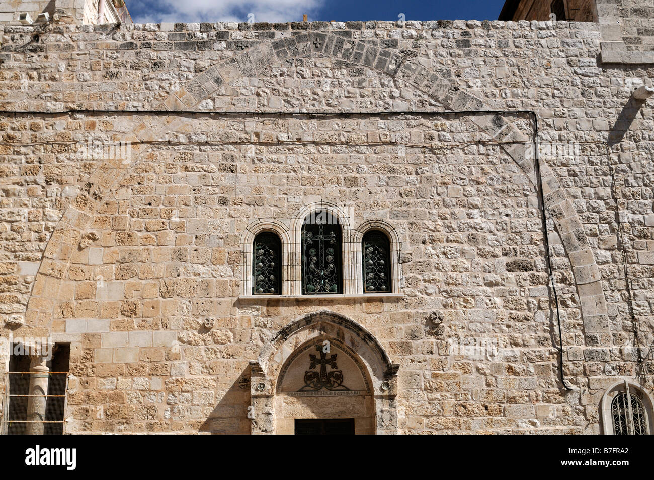 Tor und Eingang der koptischen Kapelle des Heiligen St. Michael-Kirche des Heiligen Sepulchre Jerusalem Israel Stockfoto