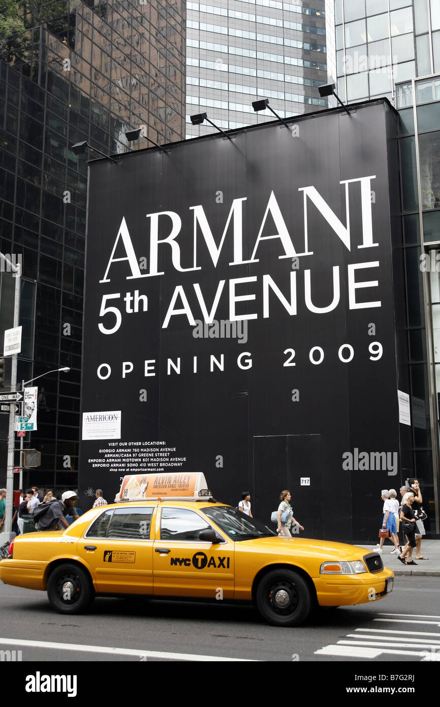 Armani-Geschäft, Fifth Avenue, Manhattan, New York City, USA Stockfoto