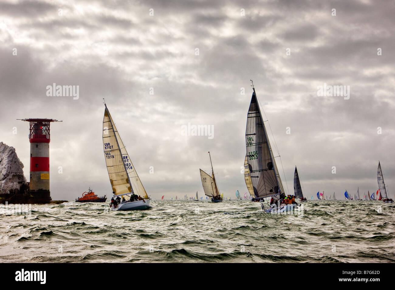Yachten aus The Needles, Round the Island Race, Isle Of Wight Stockfoto