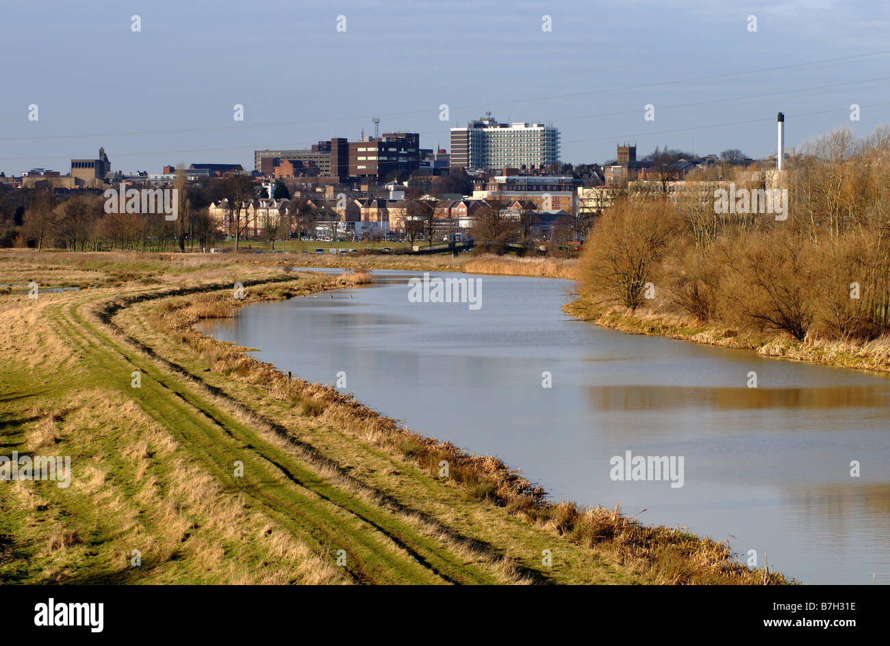 Blick über den Fluss Nene, Northampton Town centre, Northamptonshire, England, UK Stockfoto