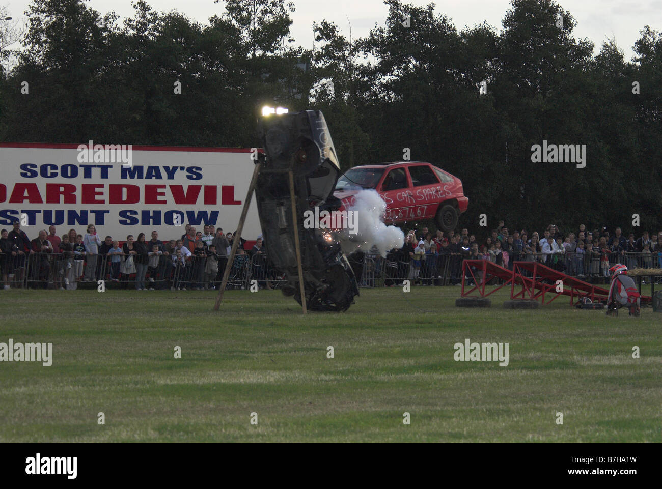Car Crash bei einem Stunt Show Stockfoto