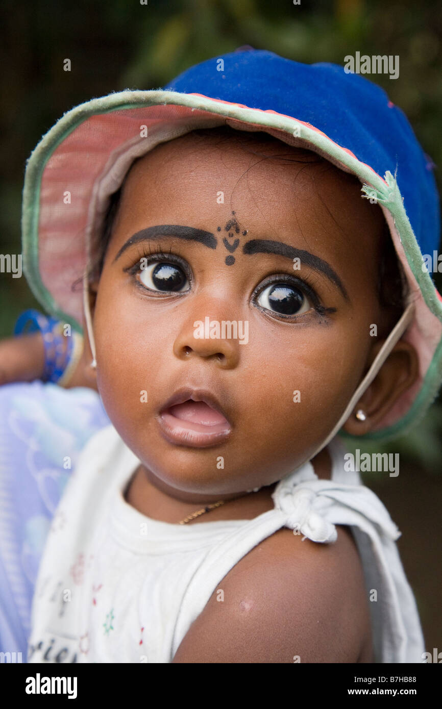 Große Augen Baby, Kerala, Indien Stockfoto