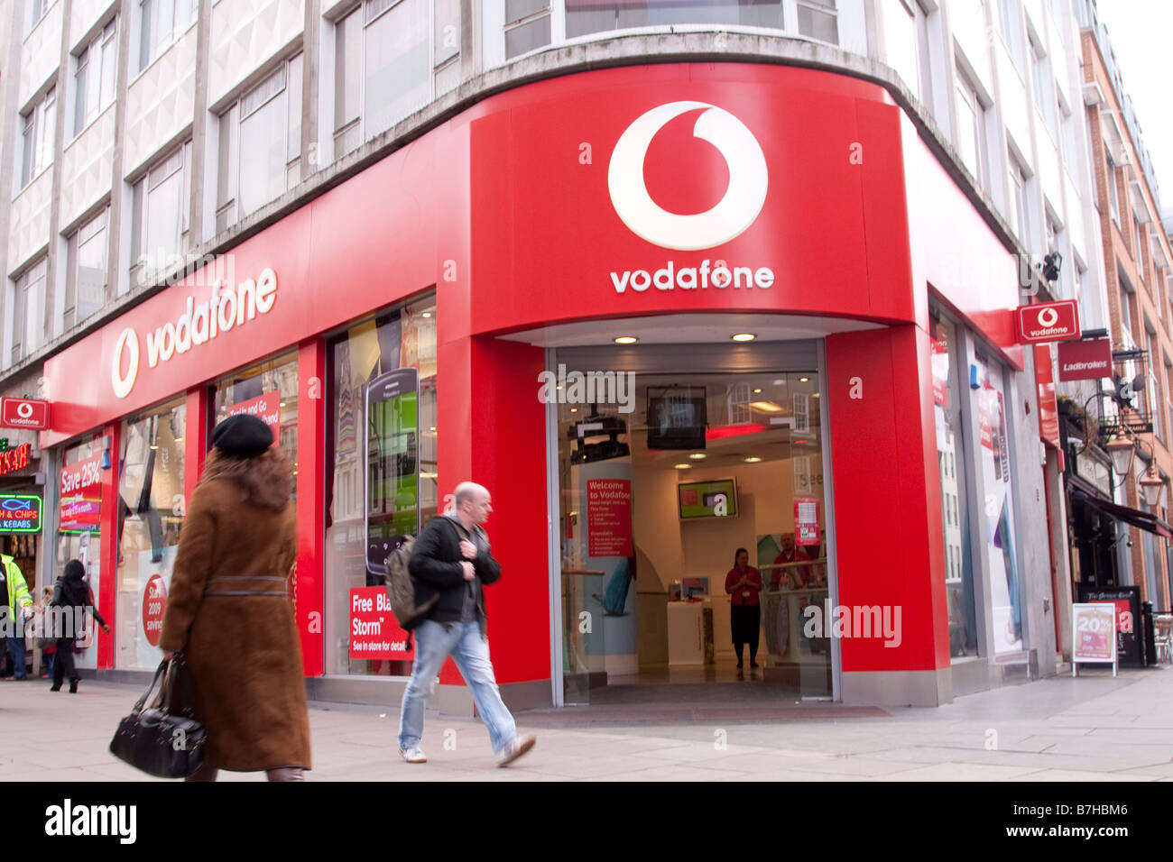 Januar 2009 Vodafone Filiale in der Londoner Oxford Street Stockfoto