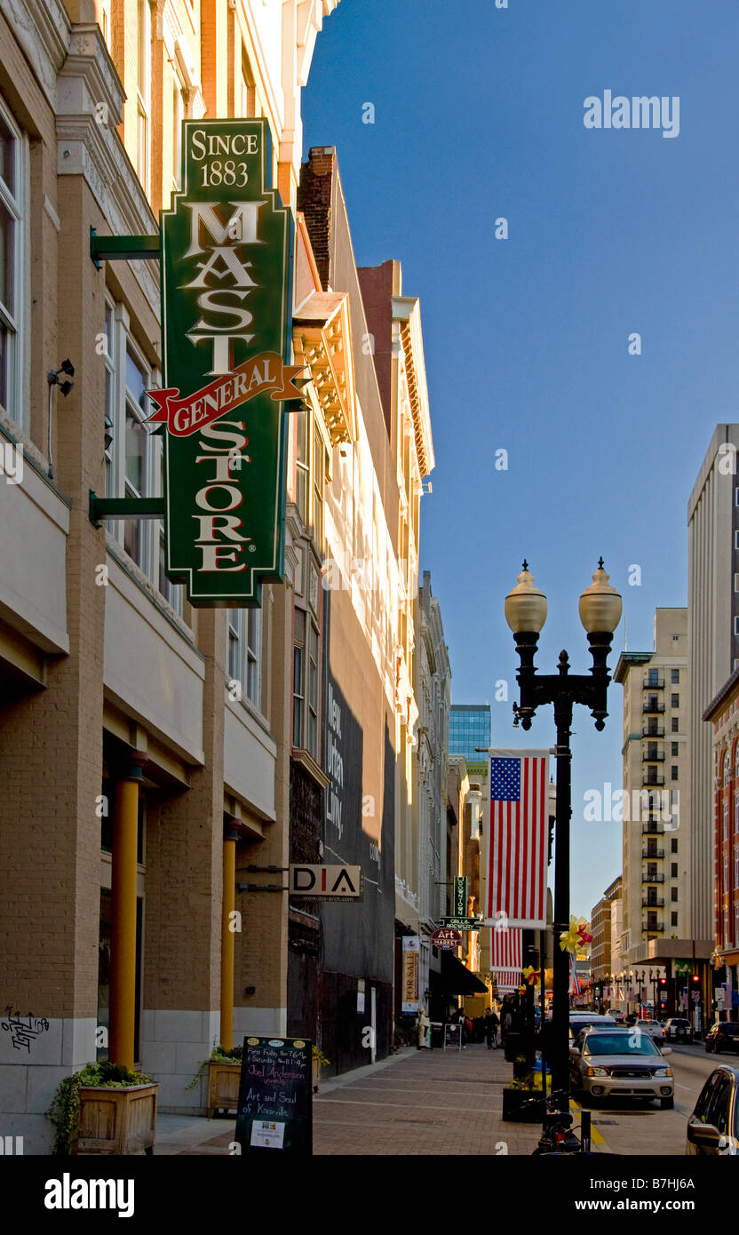 Der Mast Gemischtwarenladen auf Gay Street in der Innenstadt von Knoxville Tennessee Stockfoto