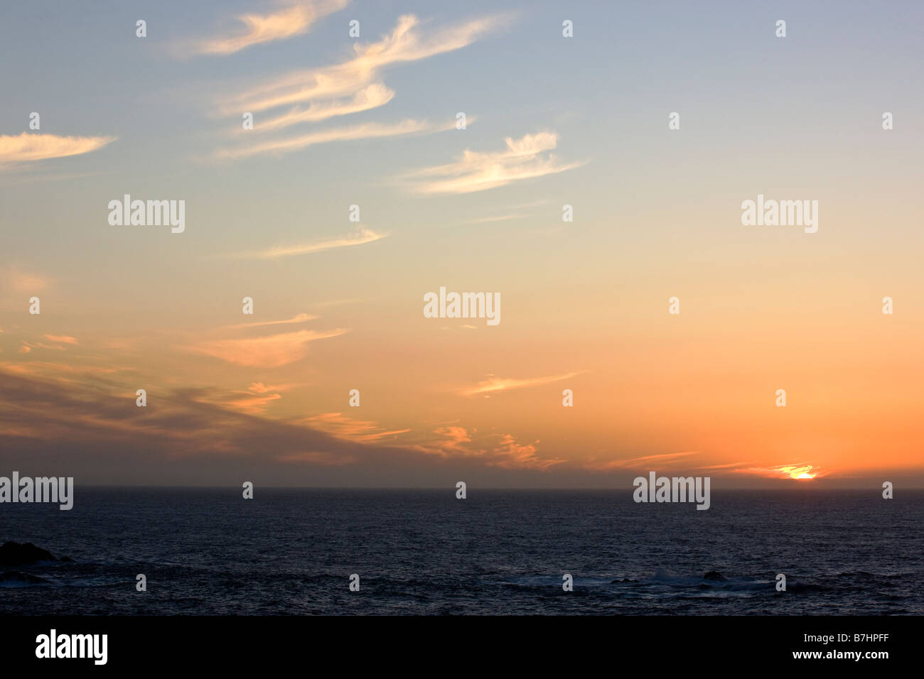 Sonnenuntergang über dem Pazifik, Point Lobos State Reserve, Big Sur, Kalifornien, USA Stockfoto