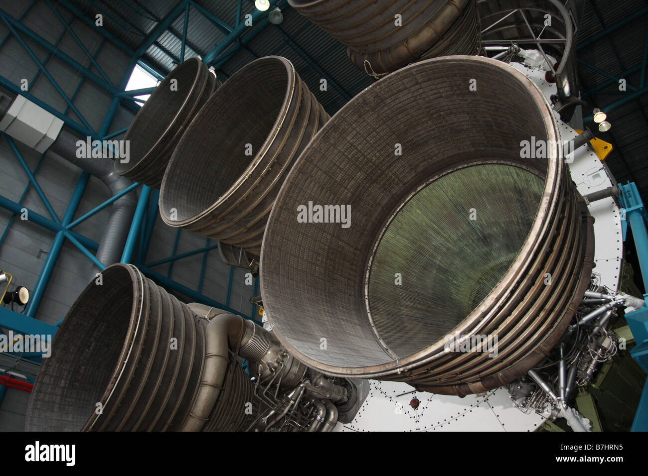 NASA Raketen Saturn 5 Motor Besucherzentrum Kennedy Space Center Cape Canaveral Tour Tourist Museum Anzeige Rakete Stockfoto