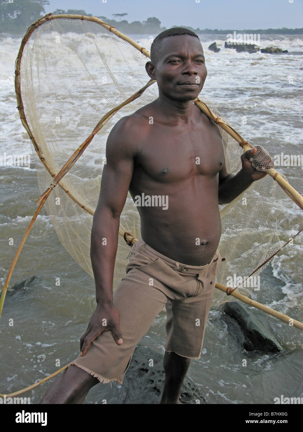 Wagenia Fischer bei Stanley fällt Rutschen Boyoma demokratische Republik Kongo mit einer Kugel net, kleine Fische zu fangen Stockfoto