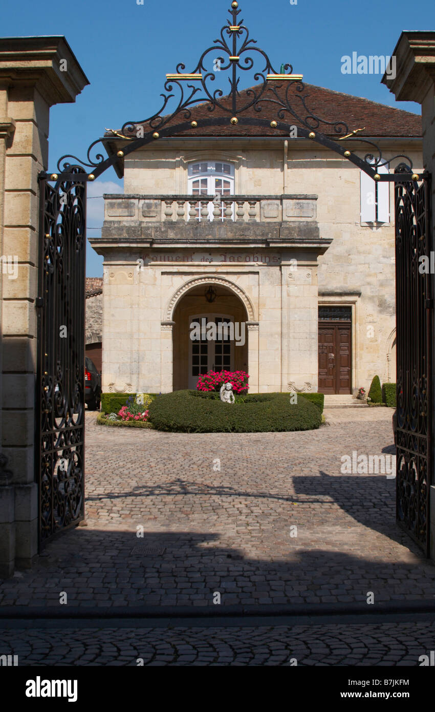 Tor vor Gericht Hof Couvent des Jacobins saint Emilion Bordeaux Frankreich Stockfoto