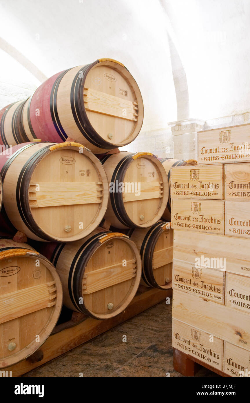 Fass Altern Keller Couvent des Jacobins Saint Emilion Bordeaux Frankreich Stockfoto