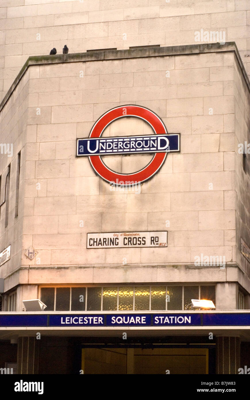 Leicester Square u-Bahnstation, Verkohlung Cross Road, London Underground Stockfoto