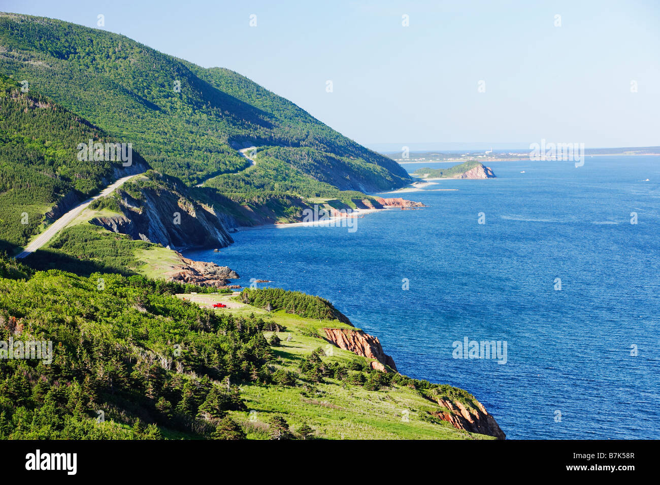 Ansicht der Cabot Trail und St.-Lorenz-Golf, Cape Breton Highlands National Park, Nova Scotia, Kanada Stockfoto