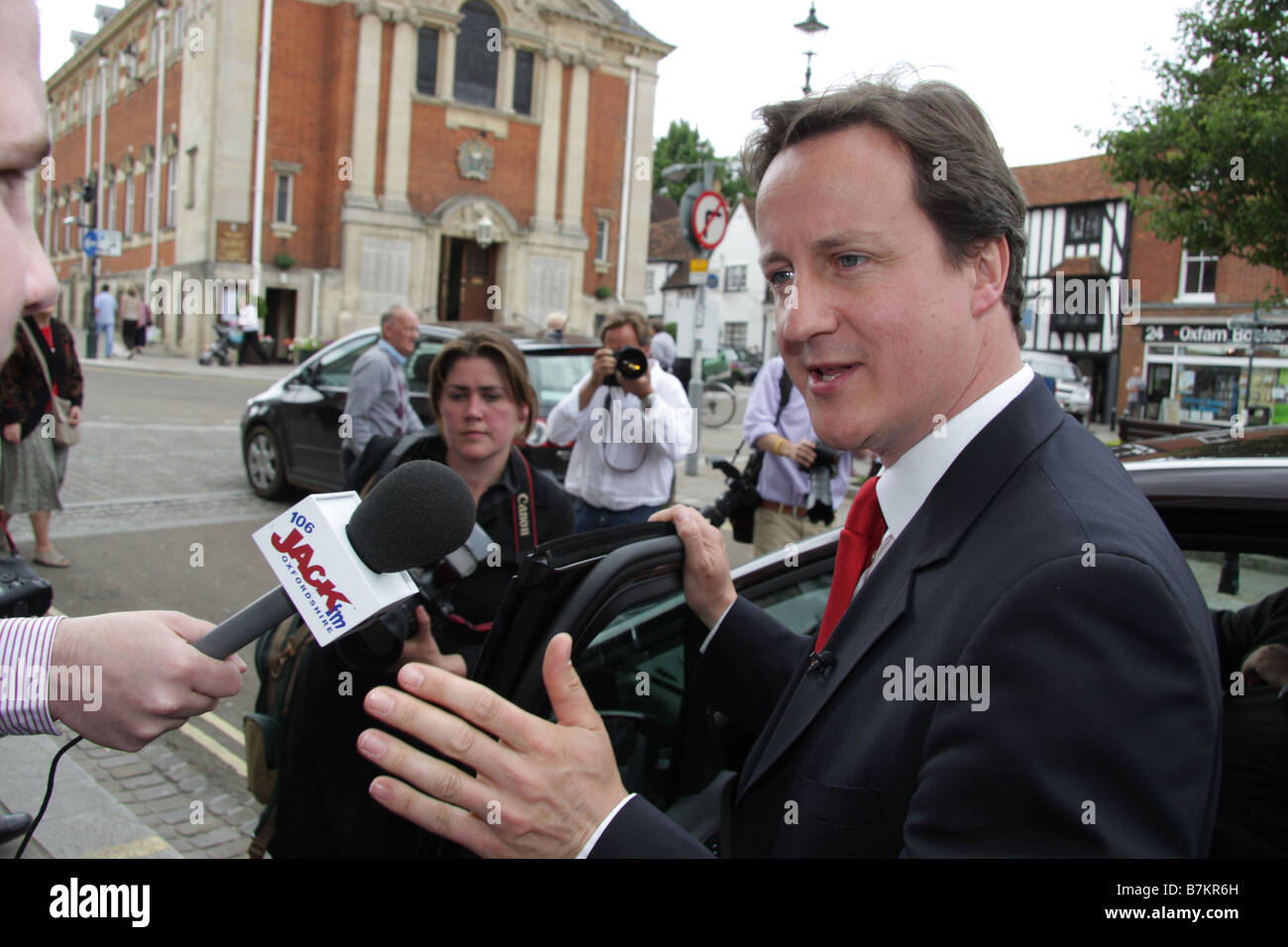 Konservativer Führer David Cameron Gespräche in Henley on Thames Oxfordshire 2008 der Presse Stockfoto