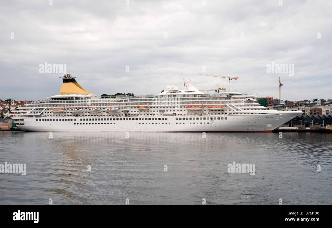 Ehemalige P&O Kreuzfahrtschiff Artemis, liegt in Stavanger, Norwegen, 2008. Jetzt segeln als Artania mit Phoenix Reisen. Stockfoto