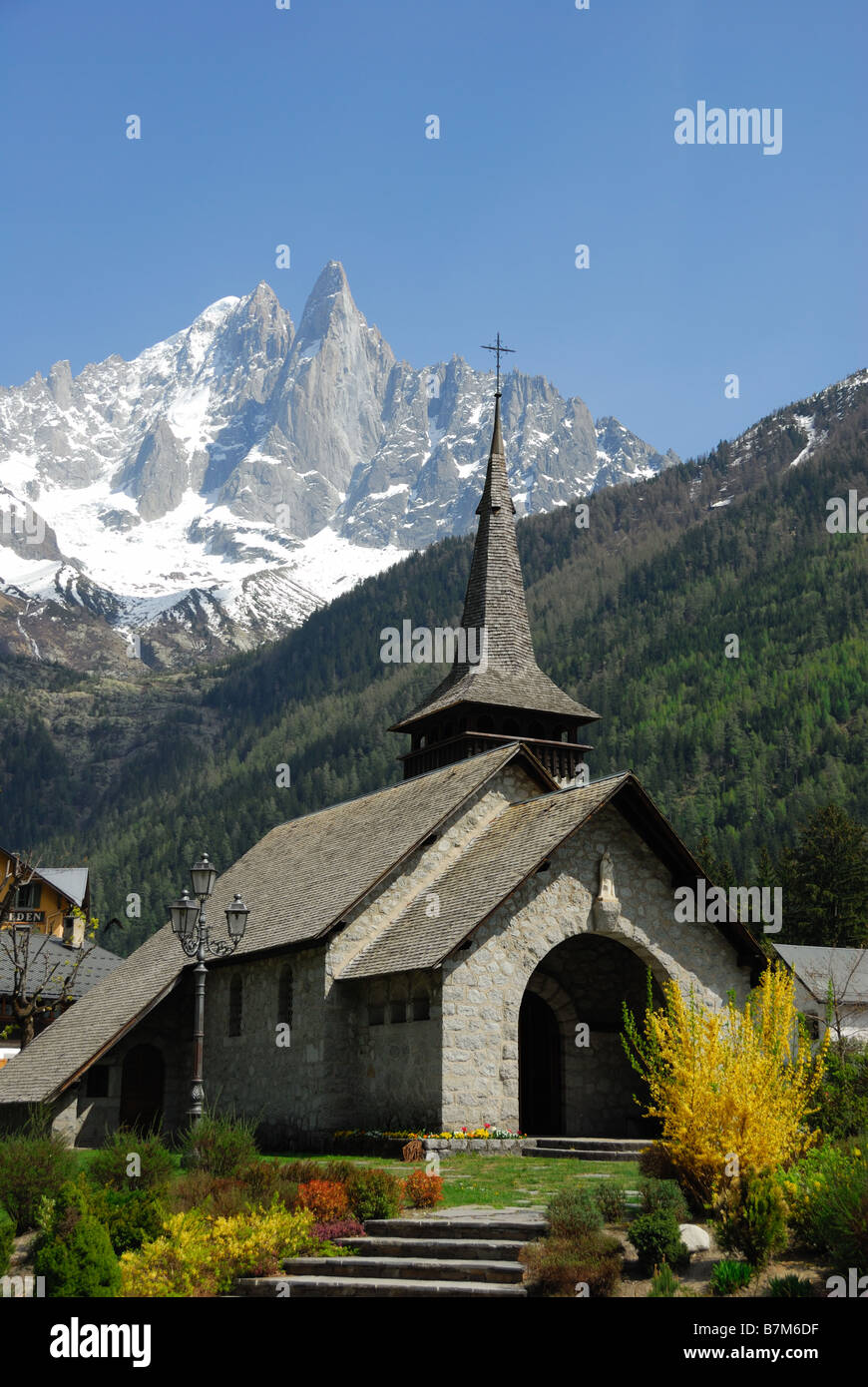Kirche in Les Praz Chamonix Mont-Blanc - Frankreich Stockfoto
